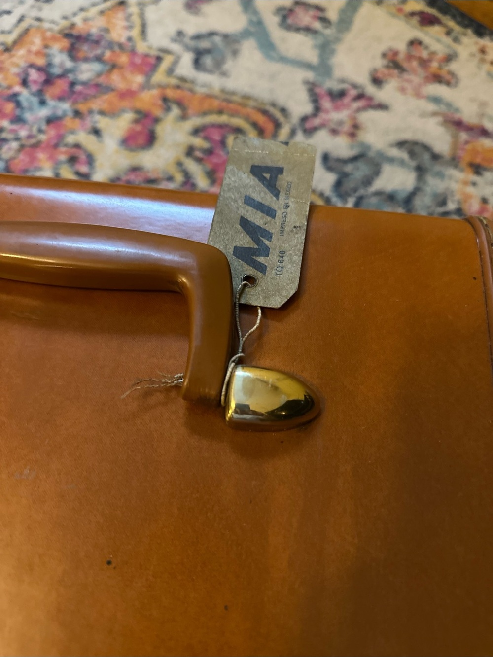 Samsonite Vintage 1940s Tan Hard-Shell Vanity Case with Brass Accent - Picture 6 of 11